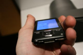 Illustration for article titled Hands On Bluetooth A820 Walkman: It's Spotty